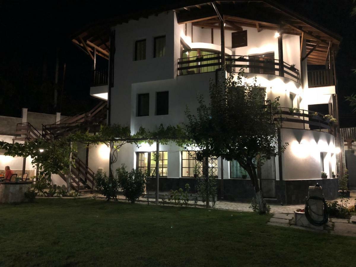 Apartments In Golden Sands Park Near The Sea Varna Exterior photo